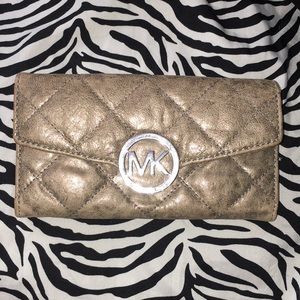 Michael Kors Quilted wallet
